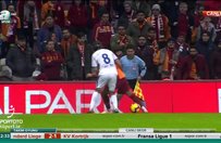 Erman Toroğlundan flaş yorum: Net kırmızı kart