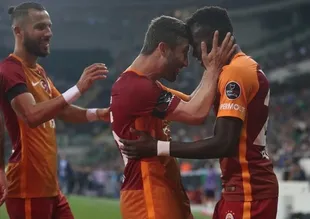 Galatasaray, Bursaspor'u farklı geçti