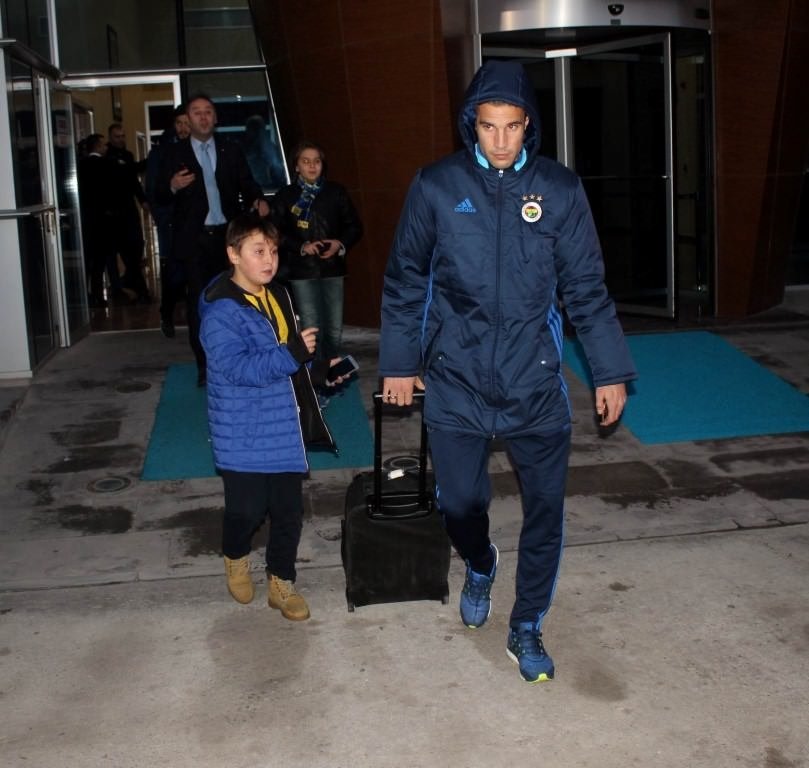 Fenerbahçe kafilesi Kayseri’ye gitti