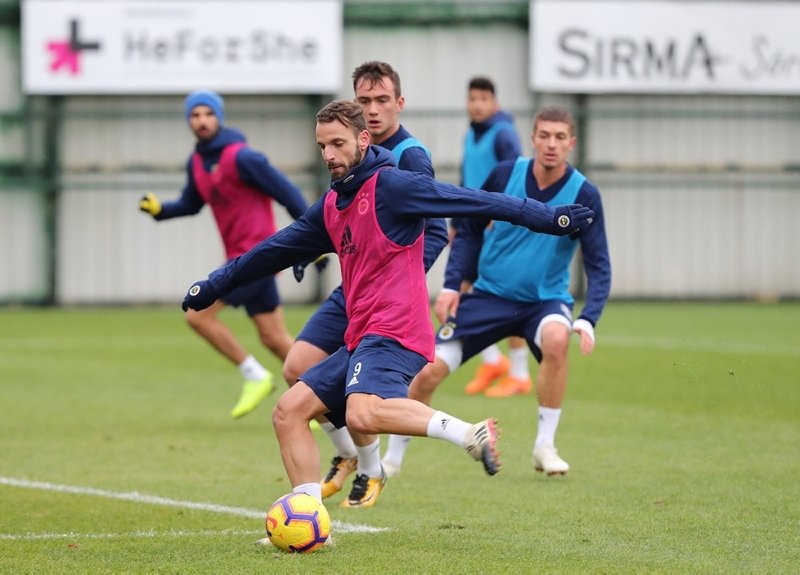 Fenerbahçe’de Ersun Yanal ateşi yaktı!