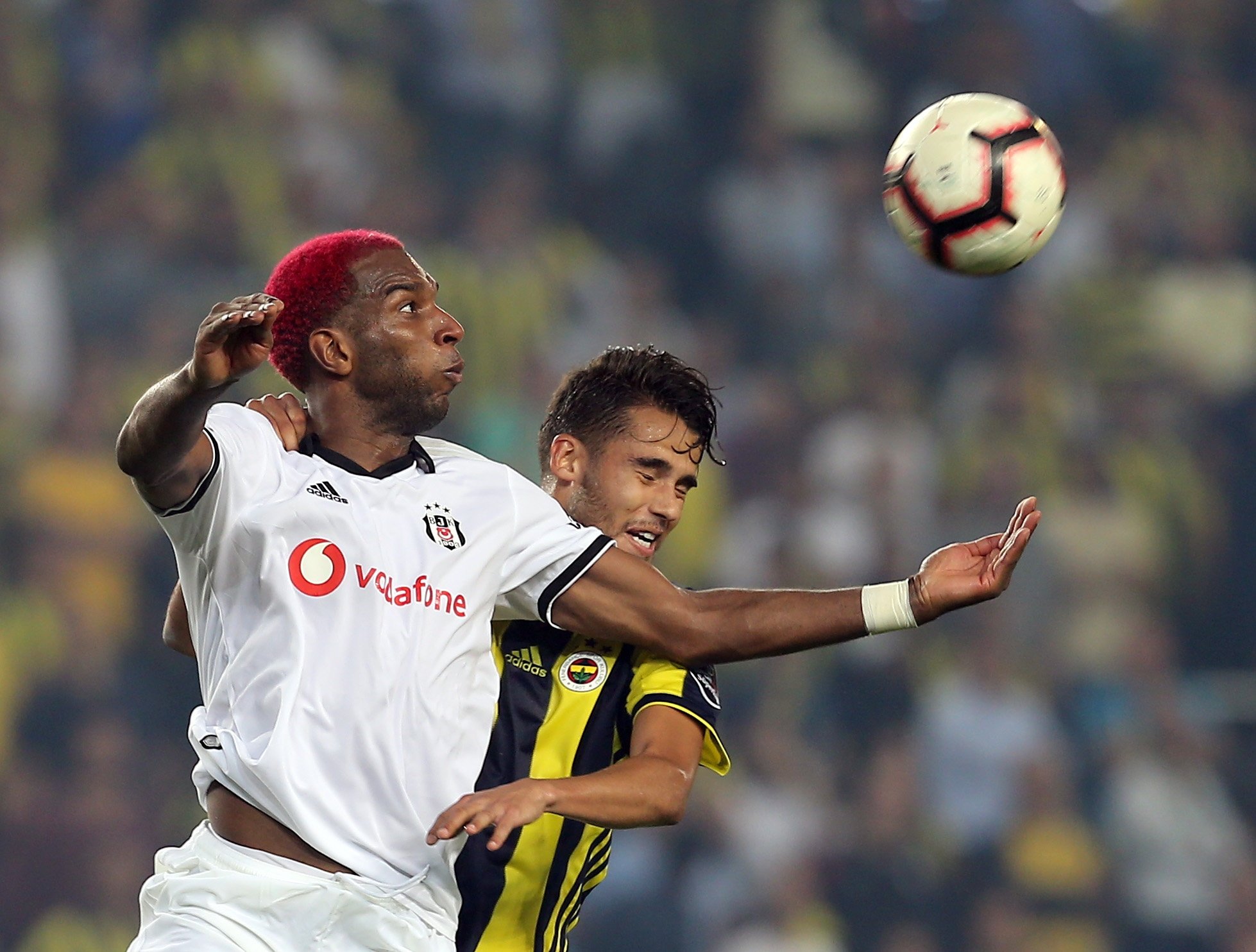 Ryan Babel Arabistan yolcusu!
