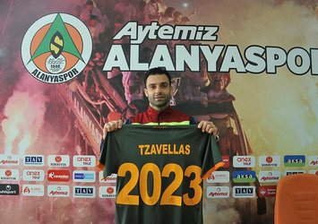 Alanyaspor'da Tzavellas’ın sözleşmesi uzatıldı