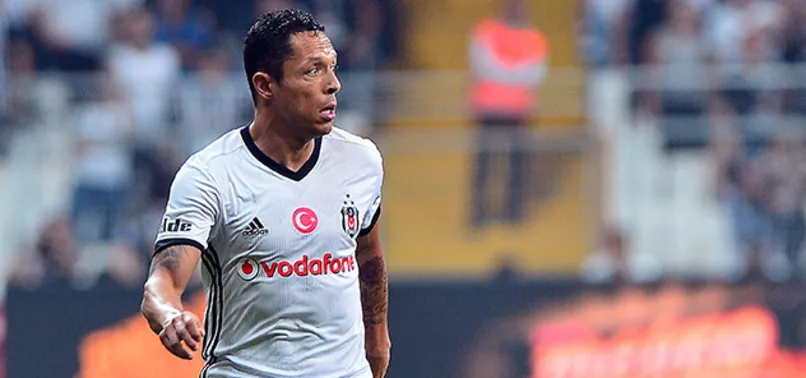 Adriano Correia kadroda yok
