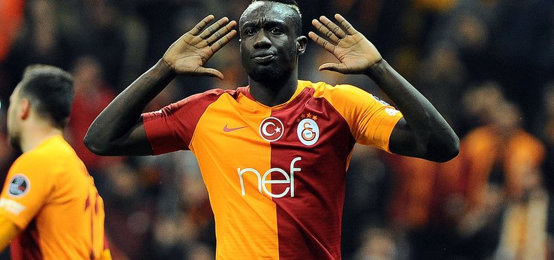 Galatasaray'da beklenen oldu! Diagne...