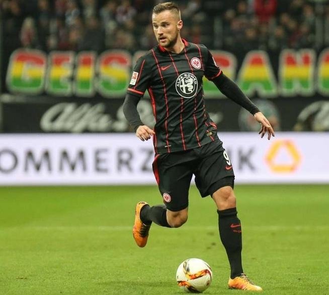 Podolski’nin yerine kim gelecek?