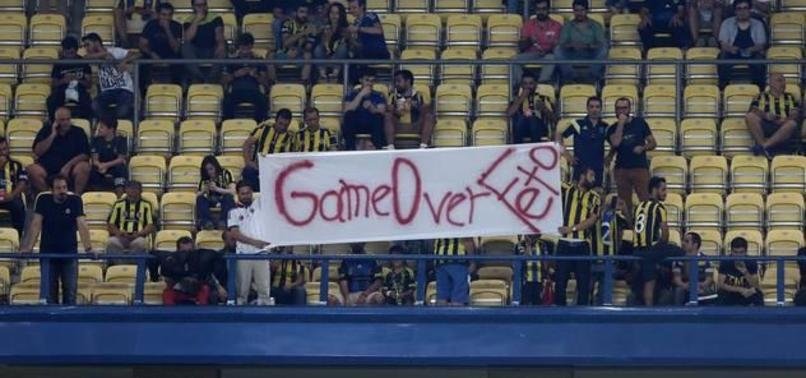 F.Bahçe taraftarından FETÖ tepkisi