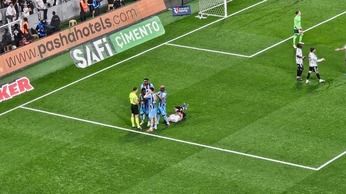 Beşiktaş-Trabzonspor derbisinde penaltı kararı! İşte o pozisyon