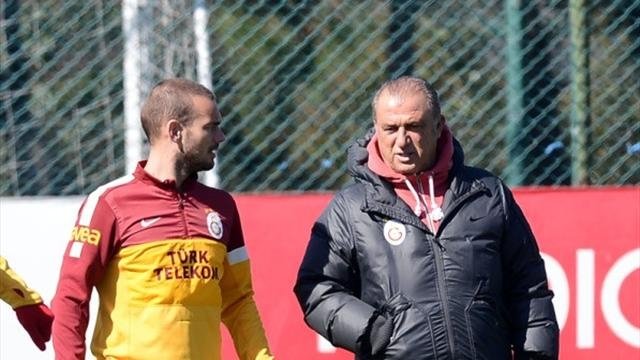 Wesley Sneijder çıldırttı