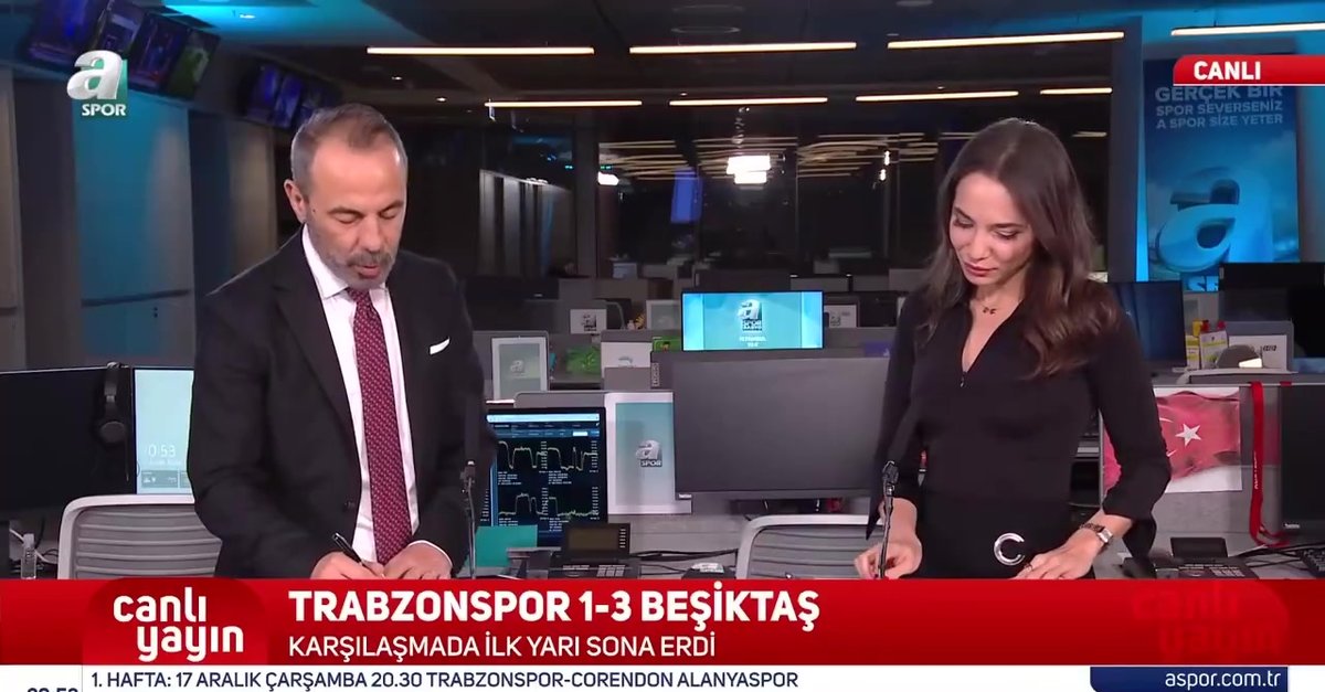 Reha Kapsal: Orkun Kökçü'nün yaptığı hareket kırmızı karttı!