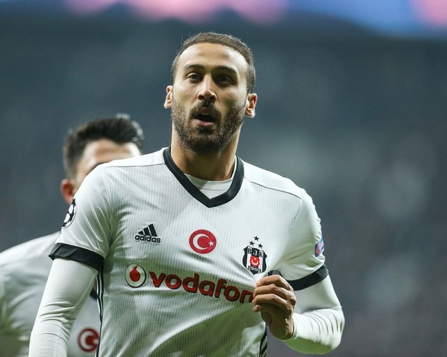 13 takım Cenk Tosun’un peşinde