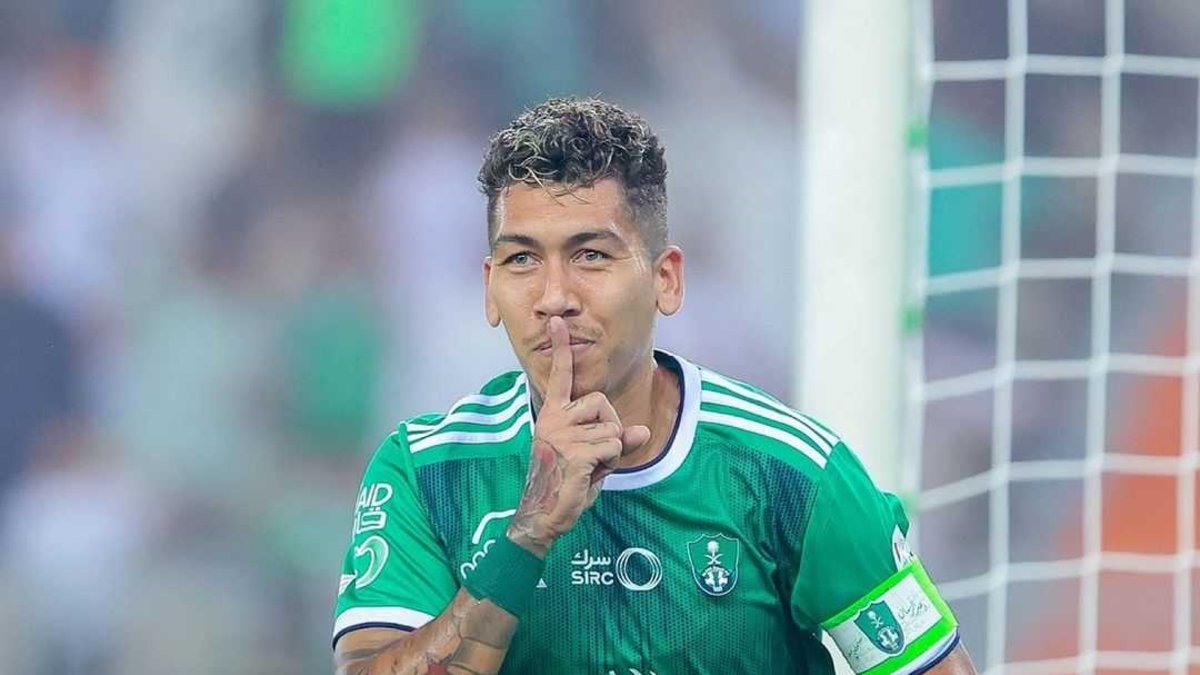 TRANSFER HABERİ: Beşiktaş'ta Roberto Firmino sesleri! TRANSFER HABERİ: Beşiktaş'ta Roberto Firmino sesleri!