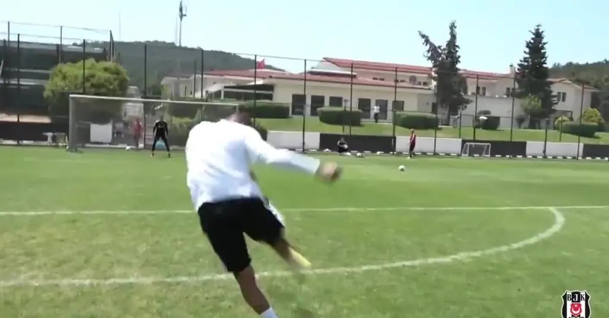 Boateng'den jeneriklik gol!