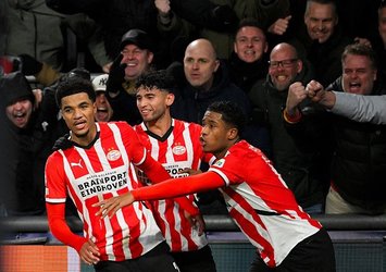PSV'den muhteşem geri dönüş!
