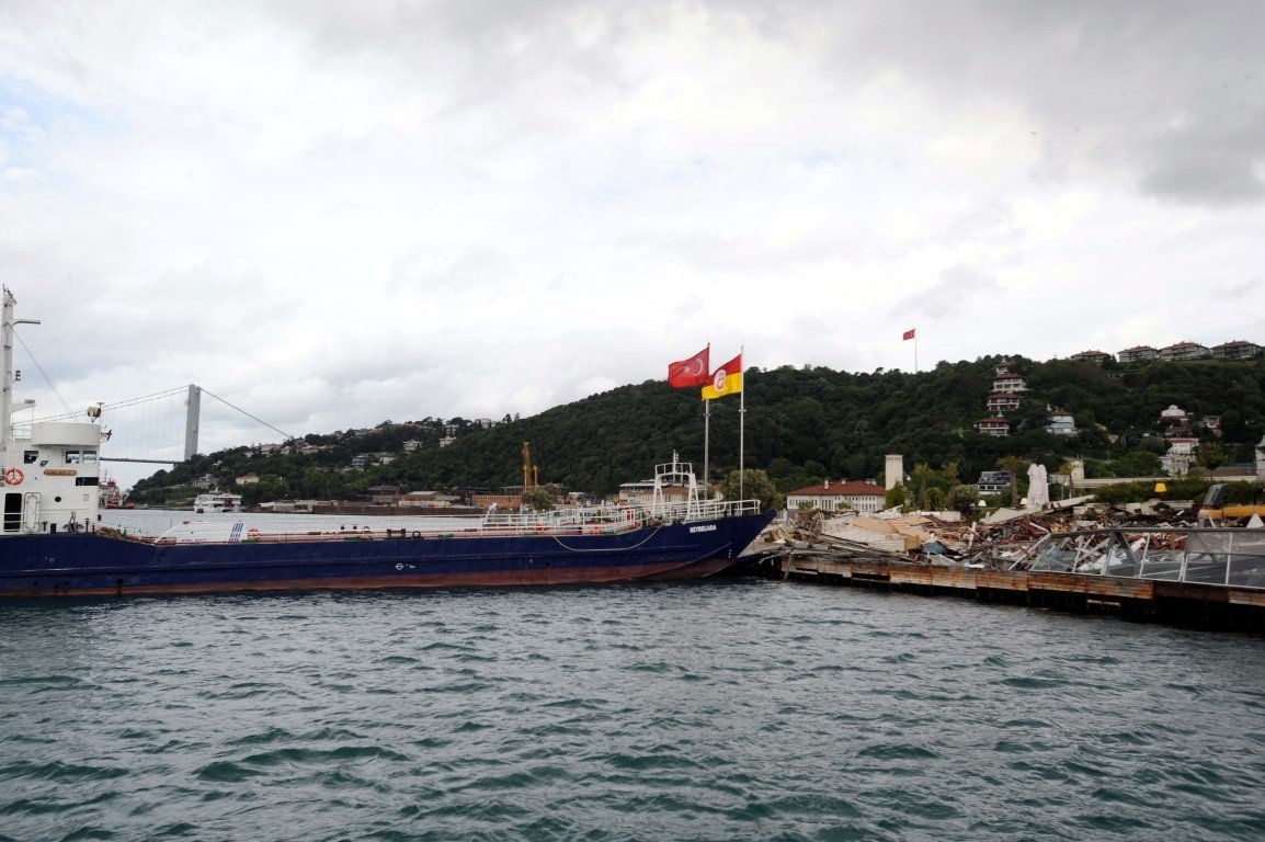 Galatasaray Adası’nda yıkım işlemi tamamlandı