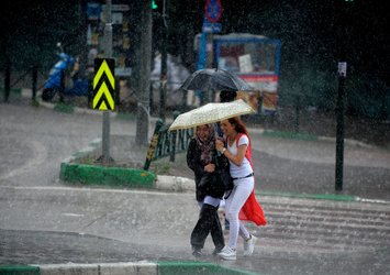 Sağanak birden bastıracak! - 24 Ağustos 2022 bugün yağmur yağacak mı? - Son dakika İstanbul, Ankara, İzmir hava durumu