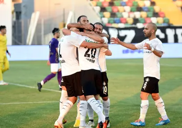 Altay 3 puanı 3 golle aldı