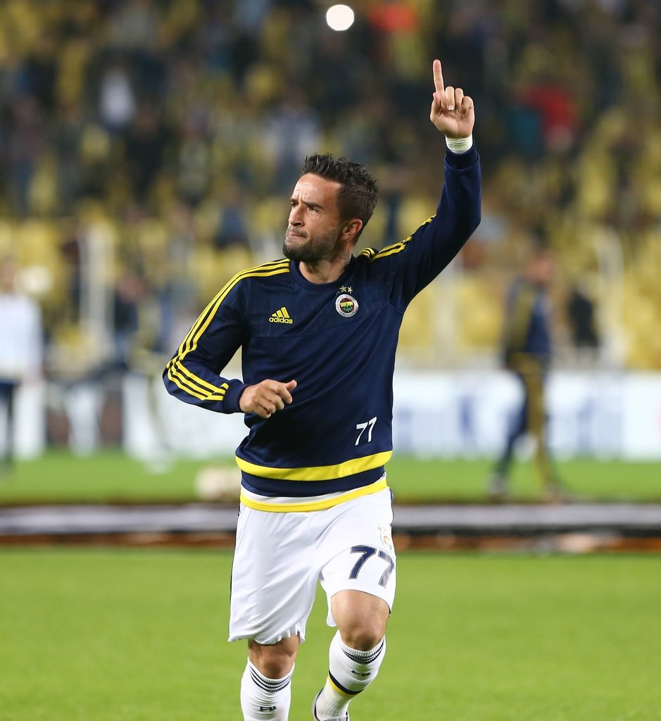 Beşiktaş, Gökhan Gönül’ü açıkladı