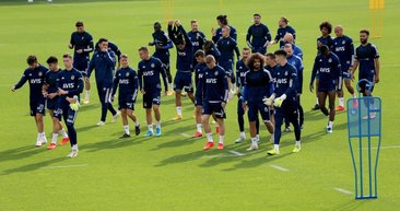 Fenerbahçe’de büyük kriz! İki yıldız isyan bayrağını açtı