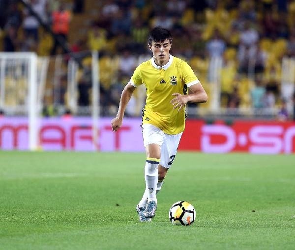 FIFA’dan Fenerbahçe’ye Eljif Elmas şoku