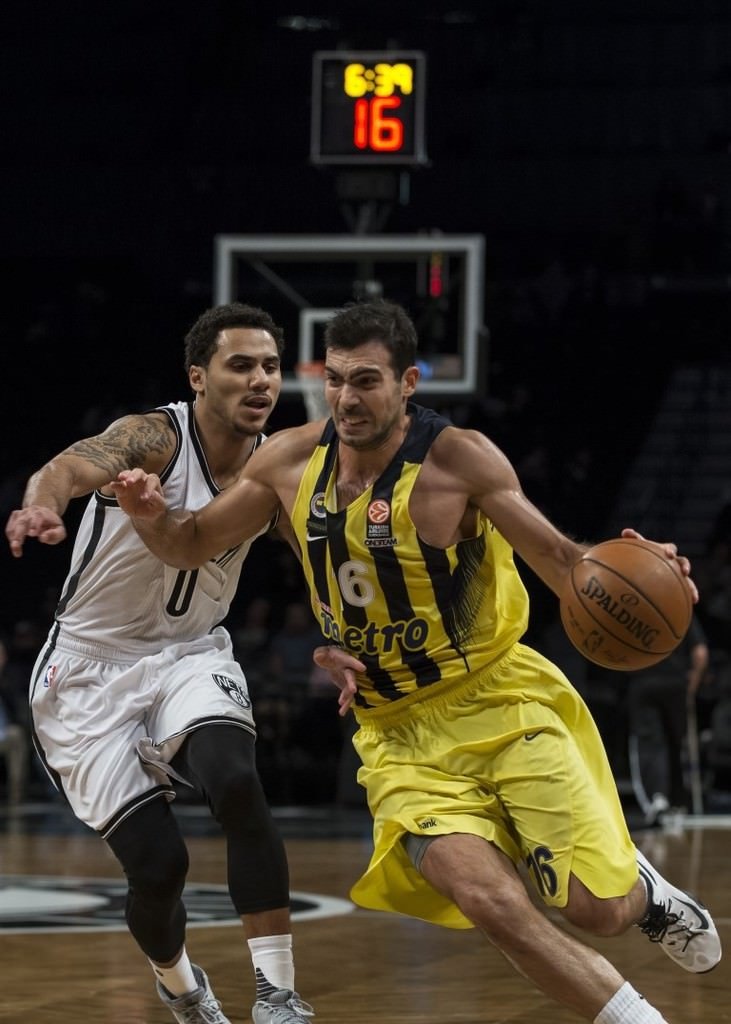 Fenerbahçe’den tarihi zafer