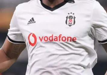 Beşiktaş'ta ayrılık! Komşuya gidiyor...