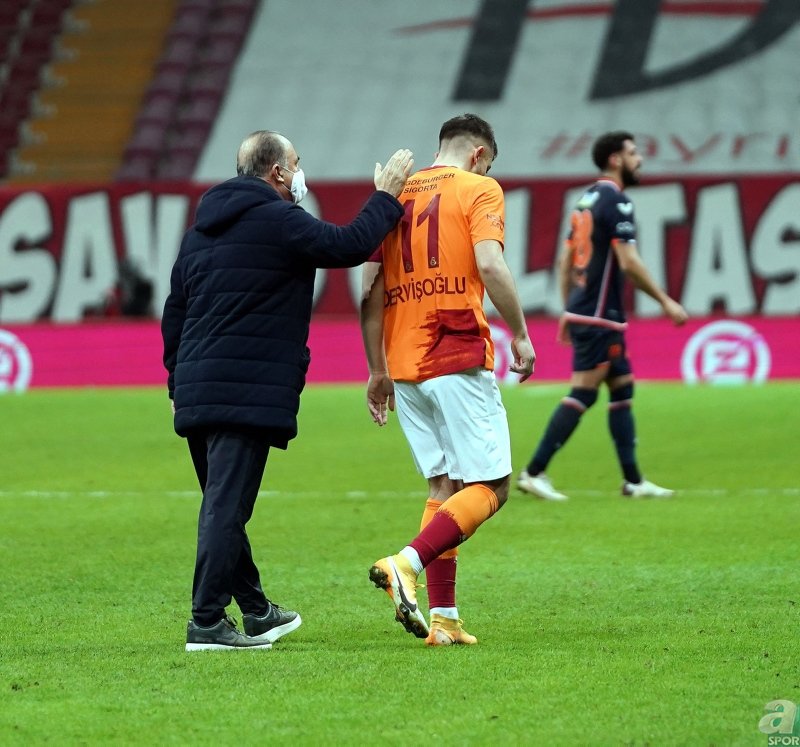 Galatasaray o isimlerle sözleşme uzatacak! İşte iç transferdeki hedef... GS transfer haberleri