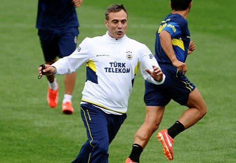 Fenerbahçe taraftarı Cocu’nun yerine onu istiyor!