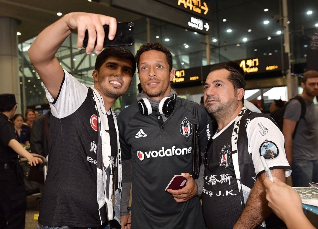 Beşiktaş, Çin’e gitti