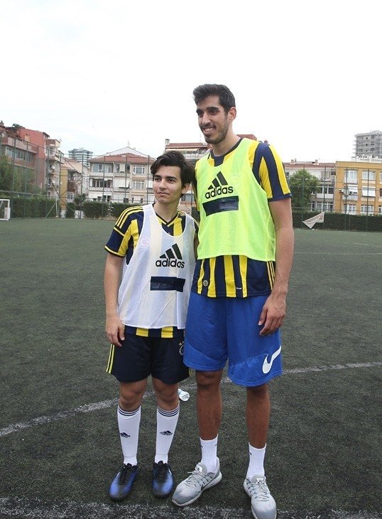 Ekpe Udoh kaleye geçti
