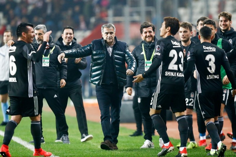 Kagawa’dan olay açıklama! Sezon sonunda...