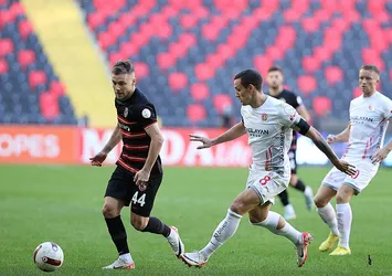 Antep tek attı 3 aldı!