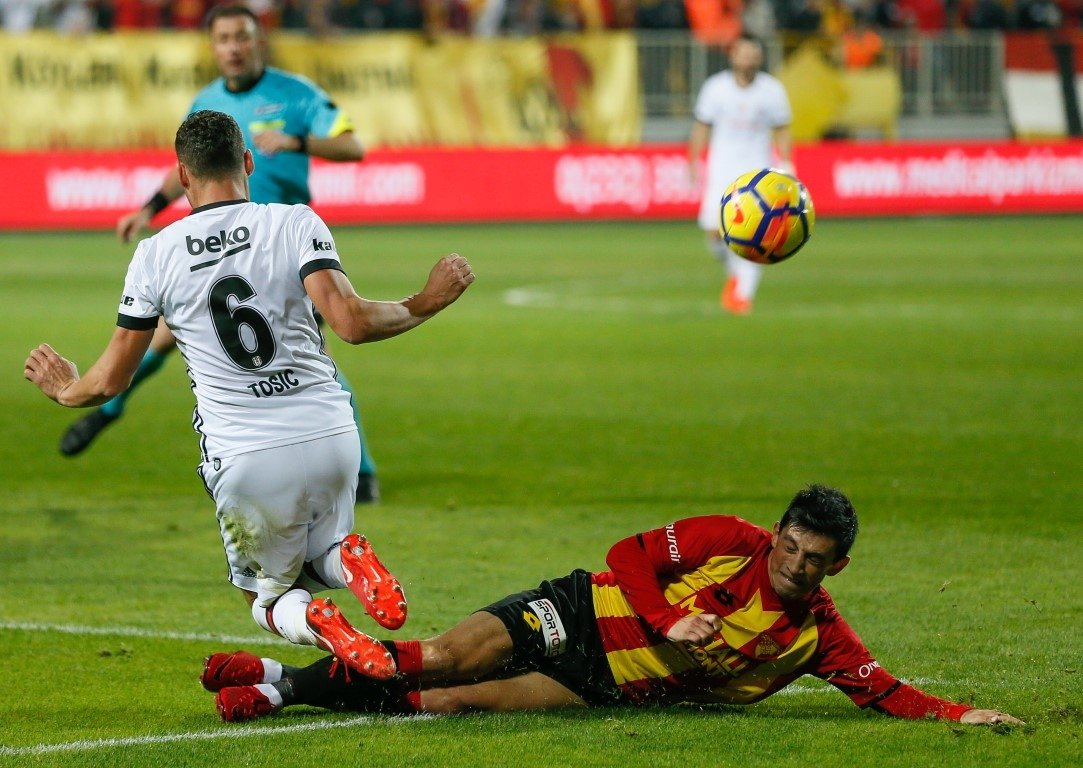 Tottenham, Beşiktaşlı Tosic’i istiyor