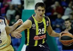Kenan Sipahi ile yollar ayrıldı