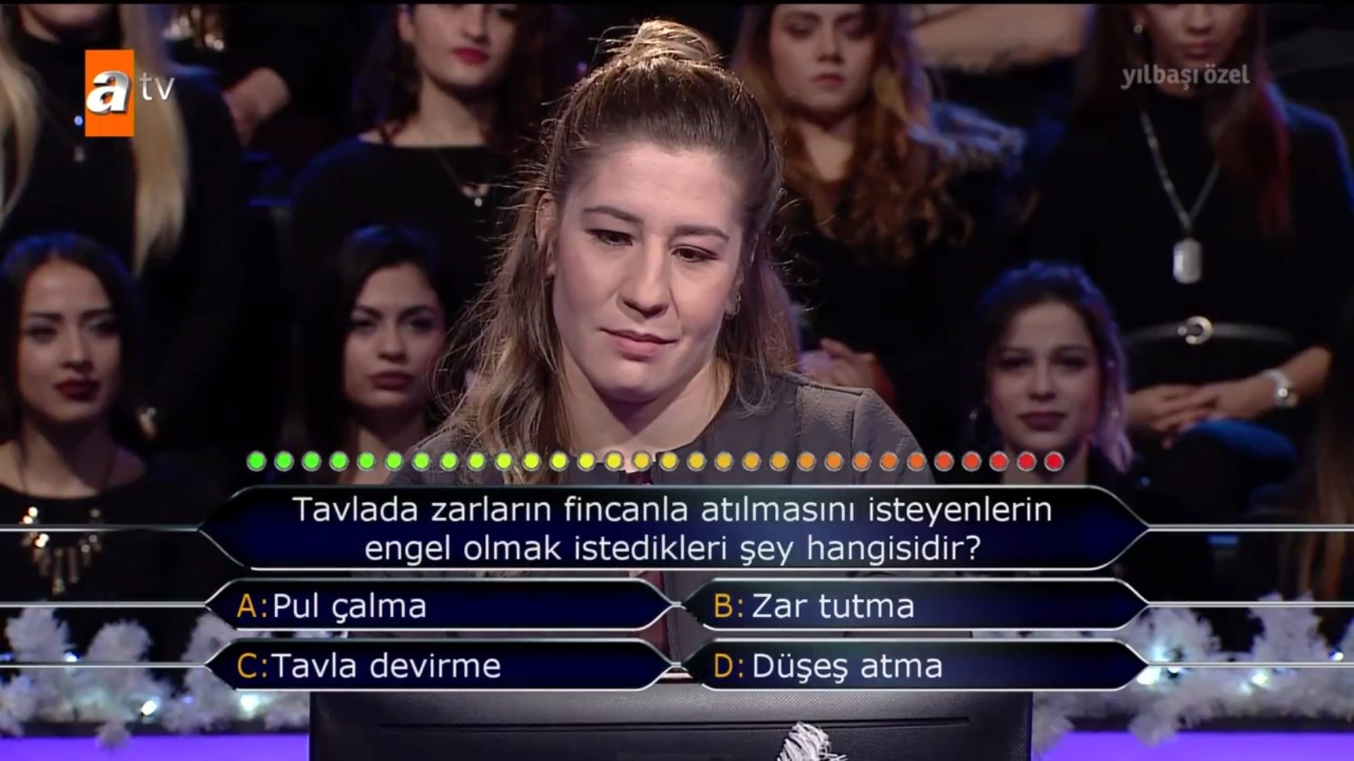 Kim Milyoner Olmak İster 798. yılbaşı özel bölümü soru ve cevapları!