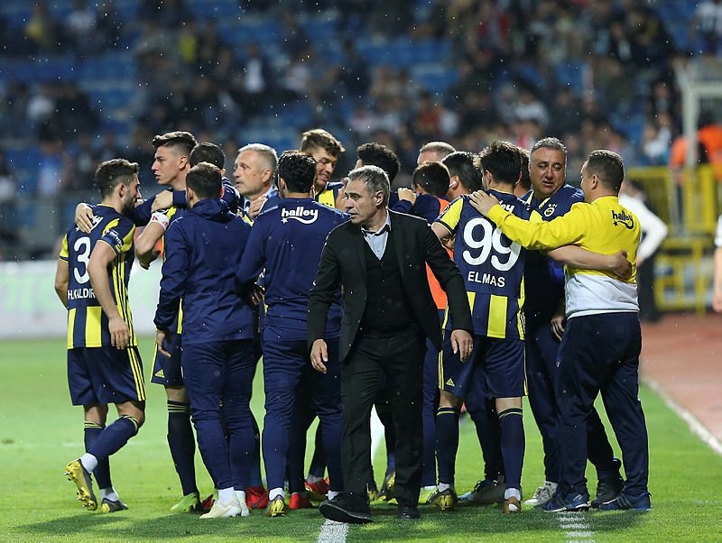 Fenerbahce Den 3 Nokta Atisi Transfer Sayfa 1 Fenerbahce 11 Kasim 2020 Carsamba