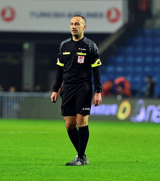 İşte hakemlerin tuttuğu takımlar