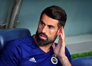 Fenerbahçe sözleşmeleri TL'ye çeviriyor!