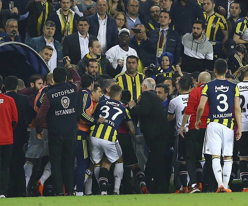 Derbi kararı sonrası otoriteler ne dedi?