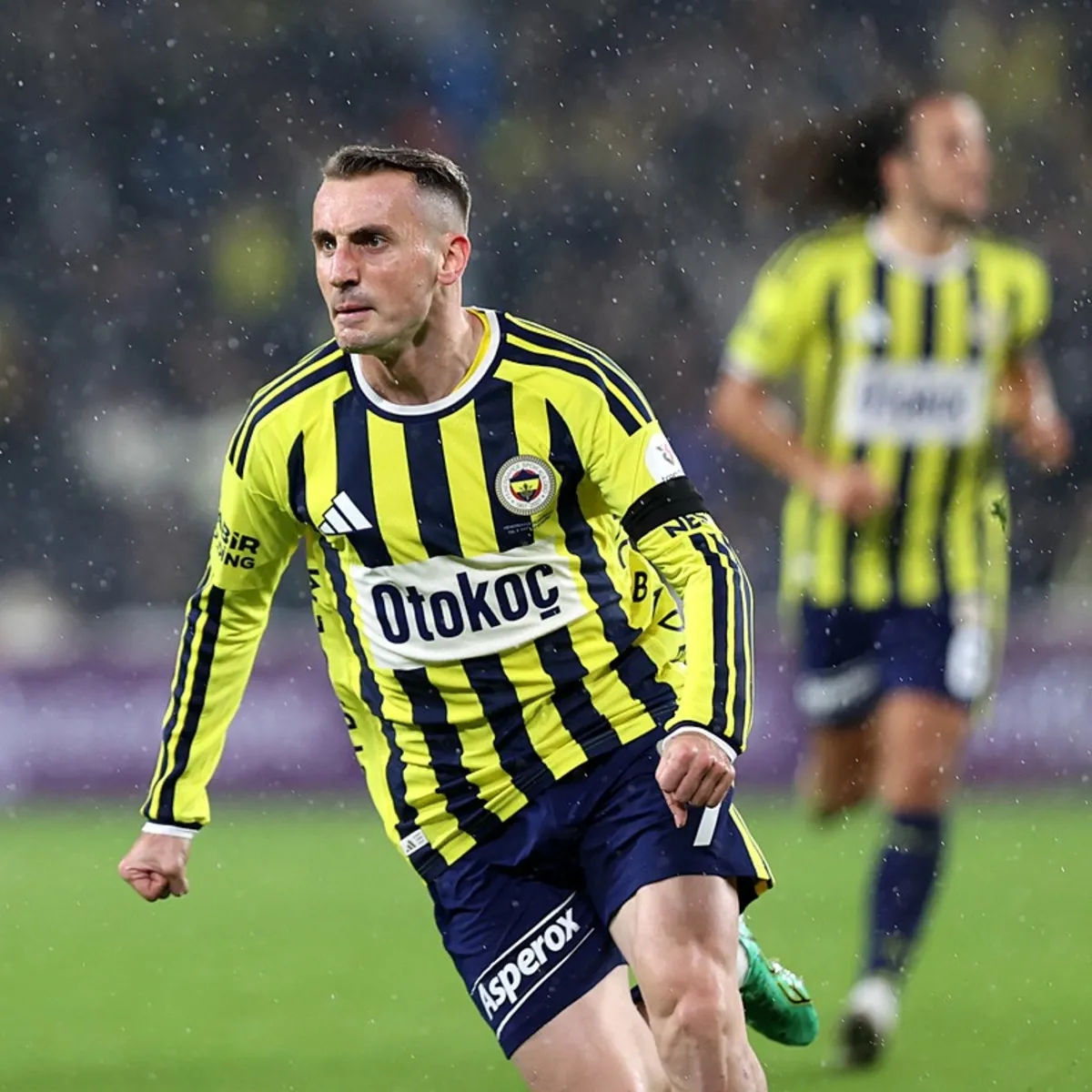 Fenerbahçe'de Kerem Aktürkoğlu krizi: İsmail Kartal'dan özel görüşme