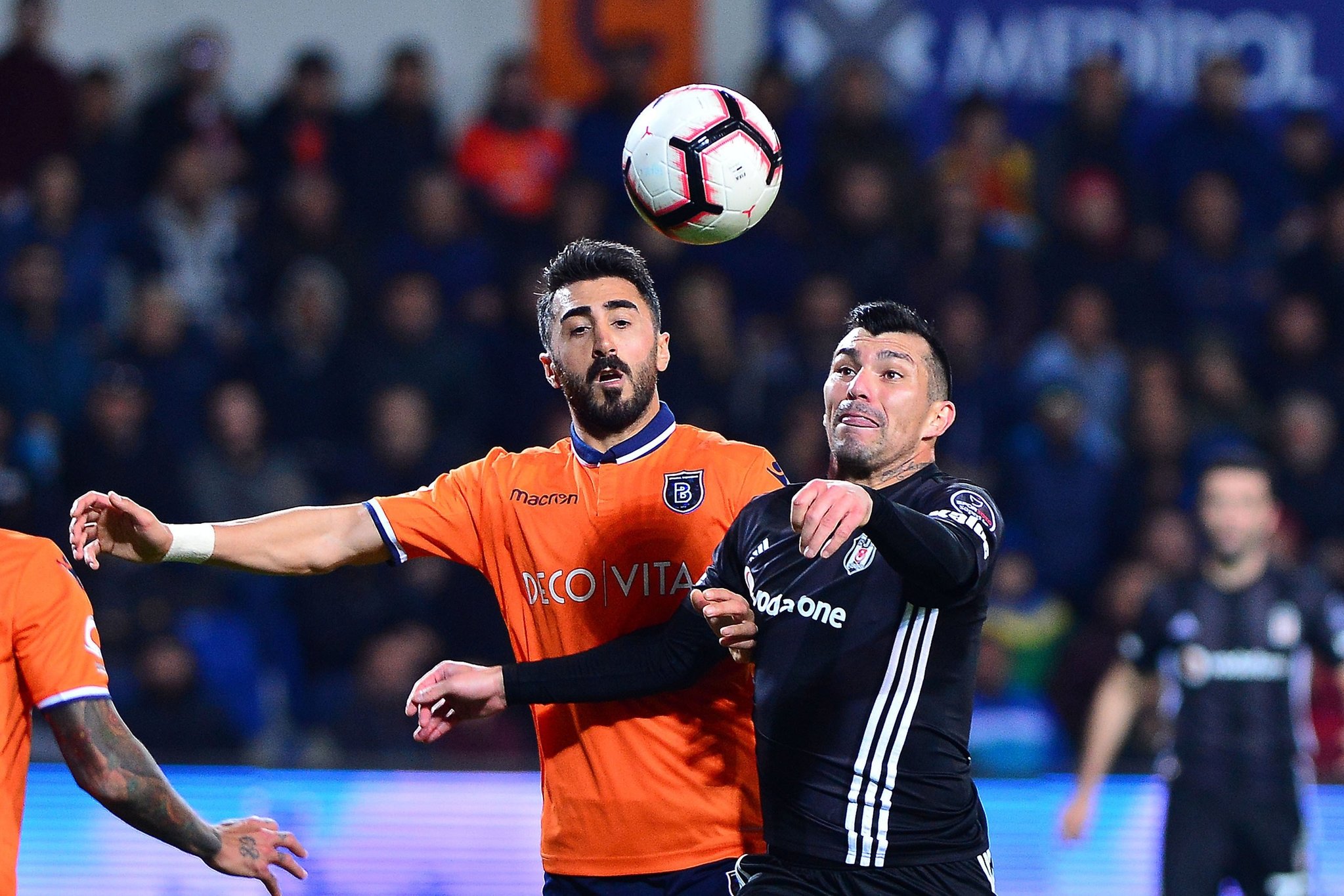 Beşiktaş’a Gary Medel piyangosu!