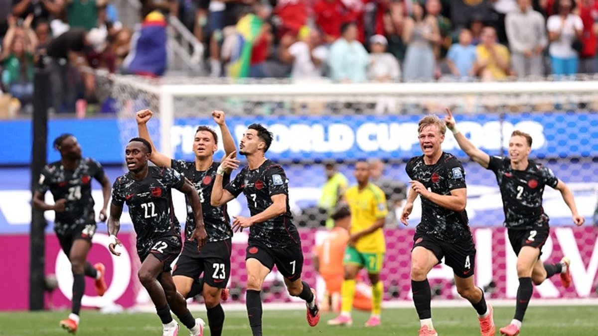 Kanada Güney Afrika'yı son dakika golüyle geçti!