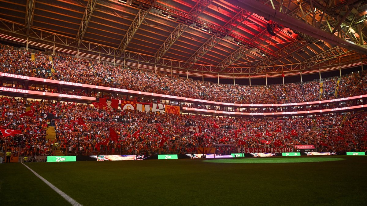 İngiliz gazeteciden Galatasaray-Liverpool yorumu: RAMS Park farklı bir meydan okuma İngiliz gazeteciden Galatasaray-Liverpool yorumu: RAMS Park farklı bir meydan okuma