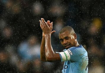 Fernandinho Brezilya'ya döndü!