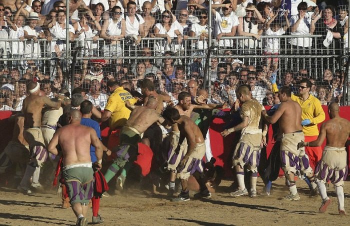Bu futbolda her şey serbest