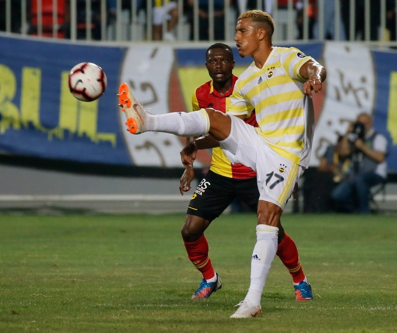 Fenerbahçe’de ilk ayrılık belli oldu!