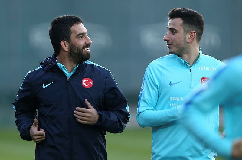 Milli futbolcuların menajerleri kim?