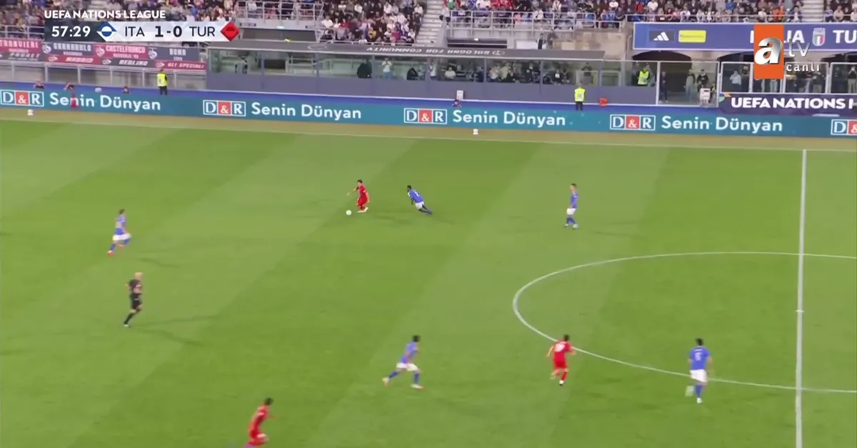 Uğurcan Çakır gole izin vermedi!