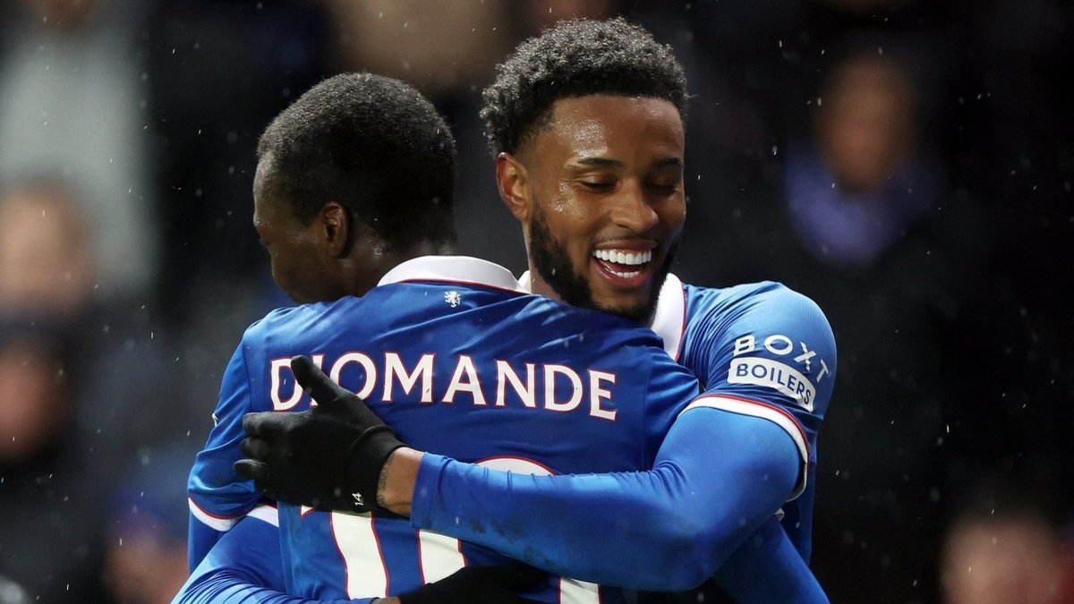 Beşiktaş Youssef Chermiti'nin peşinde! Fenerbahçe de ilgilenmişti