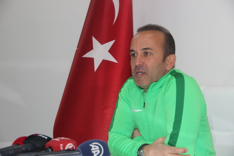 Fatih Terim’den şampiyonluk sözleri! 8 de kapanır 18 de kapanır