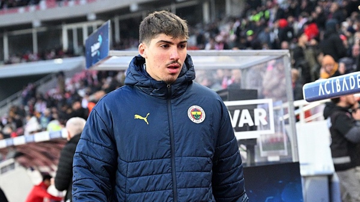 TRANSFER HABERLERİ | Fenerbahçe ile Fransızlar bir araya geldi! İlk görüşme yapıldı TRANSFER HABERLERİ | Fenerbahçe ile Fransızlar bir araya geldi! İlk görüşme yapıldı